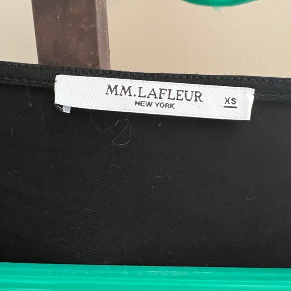 MM LaFleur - Closet must-have. Black twist front top. Sf - Picture 3 of 3